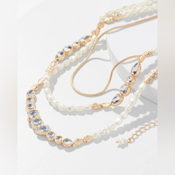 White House Black Market Jewelry - NWT WHBM Gold Crystal Pearl Multi-Strand Necklace